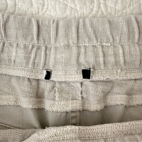 James Perse Women’s Mixed Media Jogger Pants - Picture 5 of 10